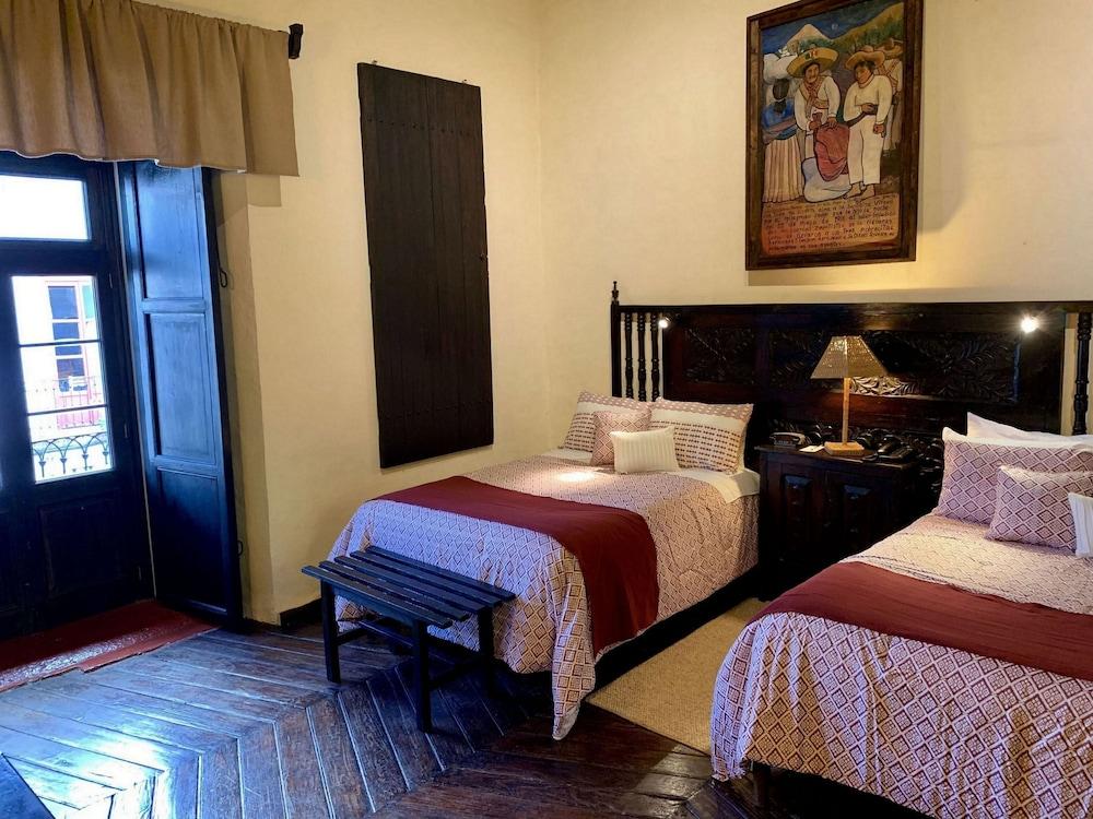 Hotel Mansion Iturbe Pátzcuaro Exteriér fotografie