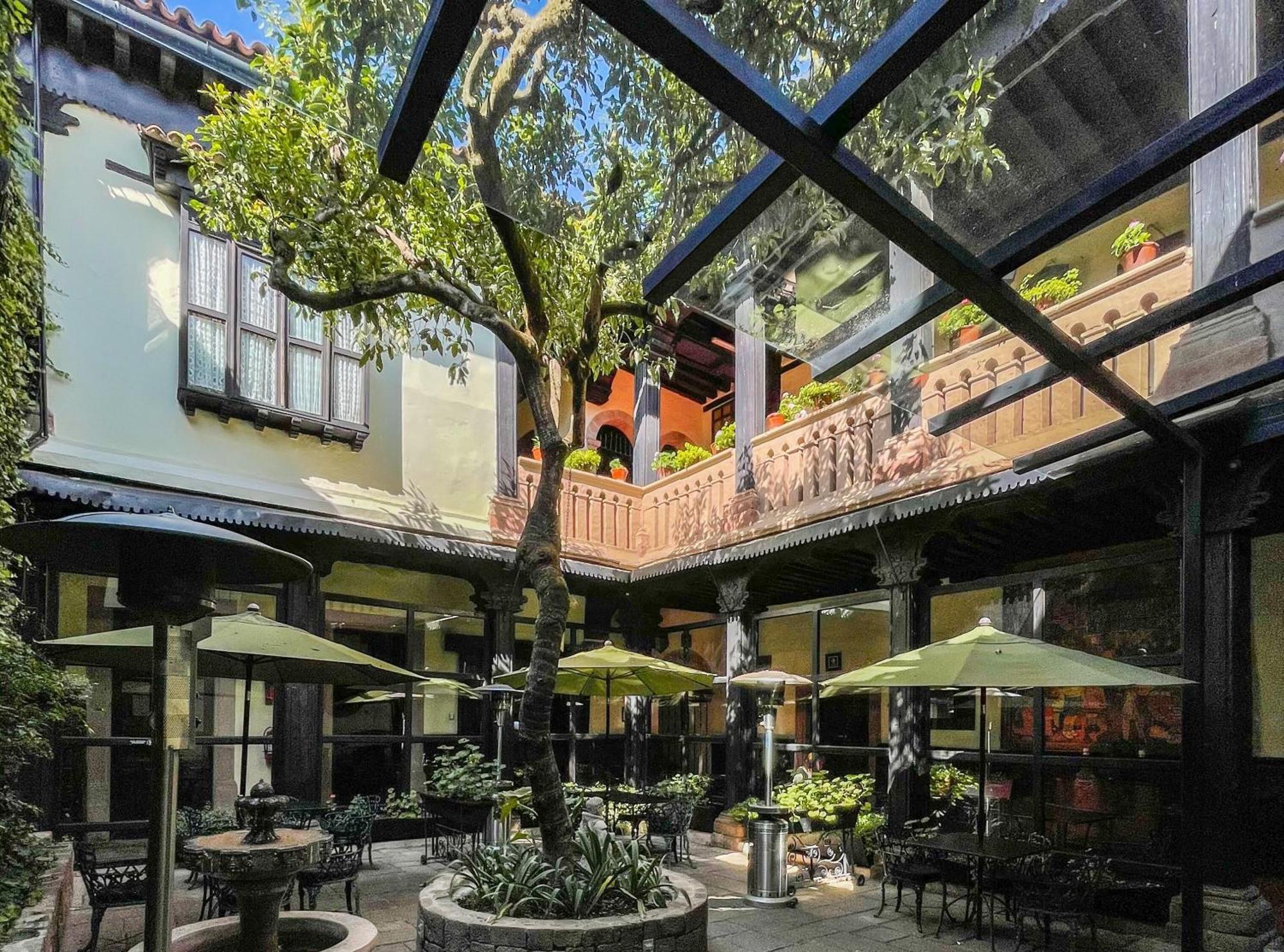 Hotel Mansion Iturbe Pátzcuaro Exteriér fotografie